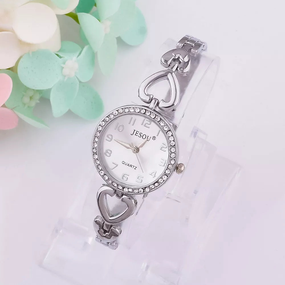 Sieraden Set dames 4-Delig Zilverkleurig Stainless Steel In Hartvormig Juweliersbox Met Horloge Halsketting Armband en Oorbellen van Jesou