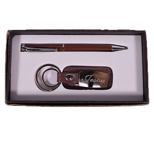 Geschenkset 2-Delig met Sleutelhanger en Pen Van Jesou Kleur Bruin in Geschenkverpakking