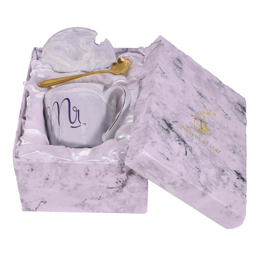 Mok Geschenkset  2-Delig Mr Mok Kleur Wit Graniet met Goudkleurige lepel in bijpassend geschenkdoos